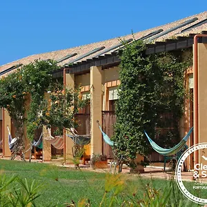  Vakantieboerderij Casa Do Vale Da Lama Ecohotel & Retreat Centre In A Farm